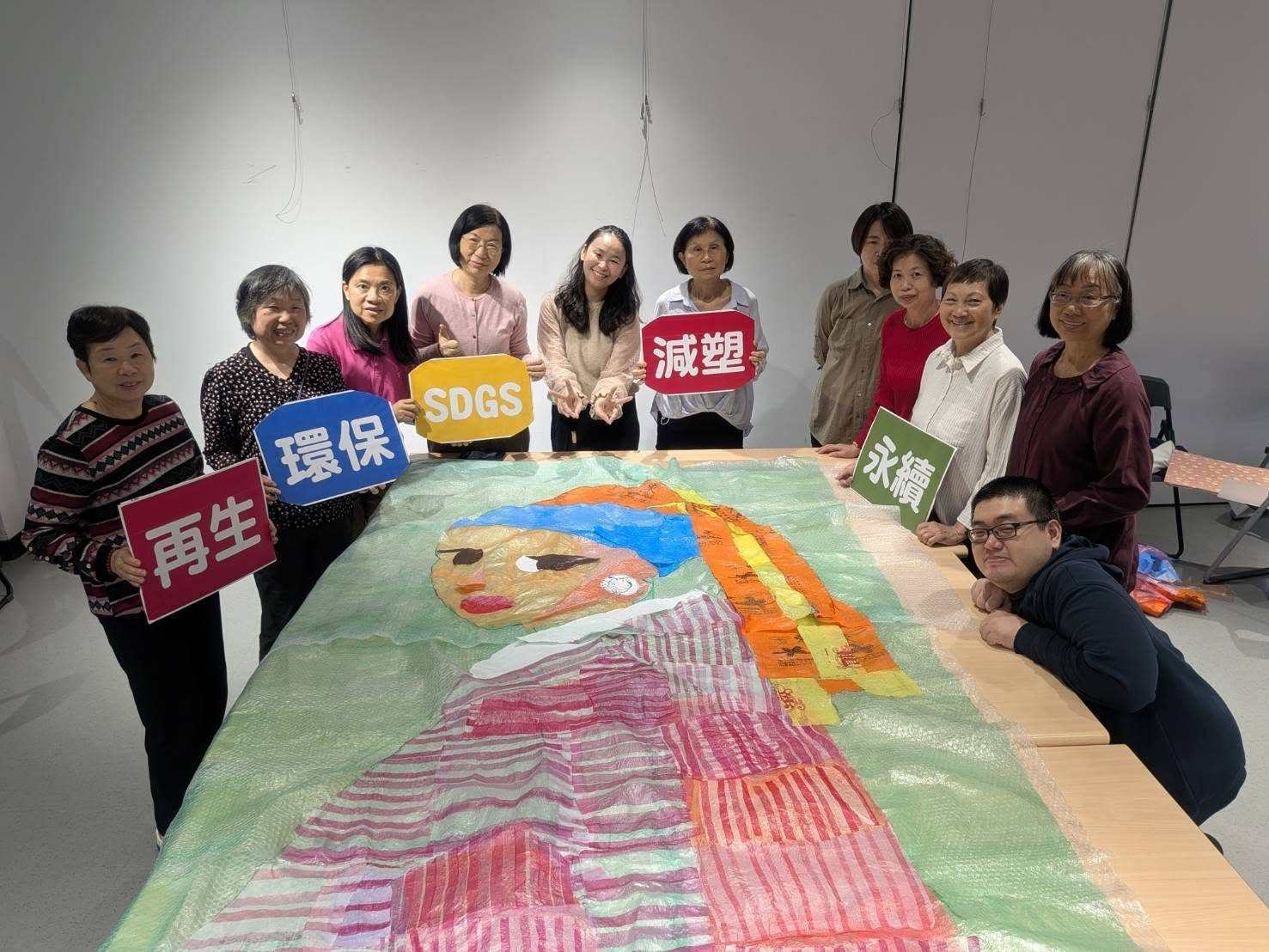 《她的日常，被看見的重量》期間凝視展覽開幕中